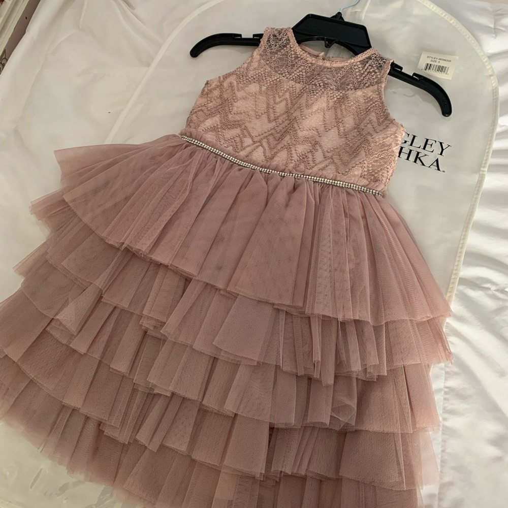 Badgley Mischka Girls Party Dress (or Flower Girl) - Size 5 (Youth Girl's)